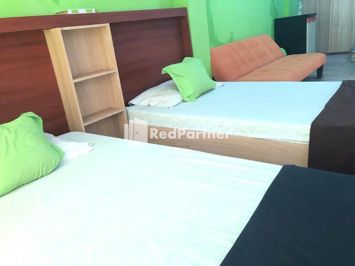 Seungit Syariah Inn Tebet Mitra Reddoorz Jakarta Extérieur photo
