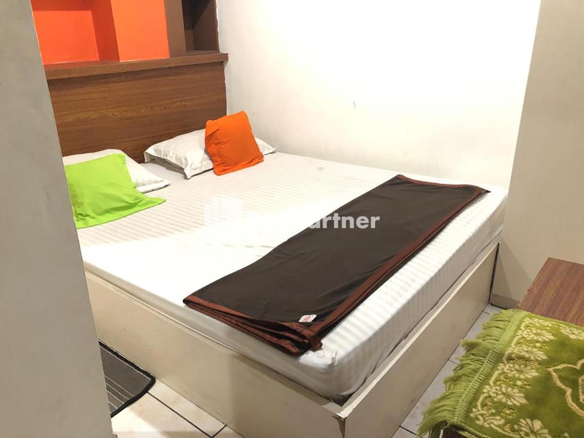 Seungit Syariah Inn Tebet Mitra Reddoorz Jakarta Extérieur photo